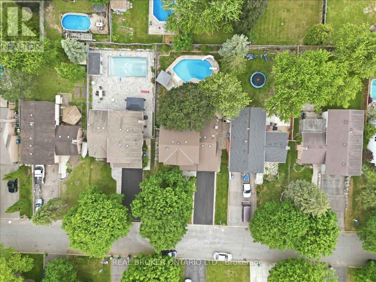 34 Wright Crescent, Caledon, ON