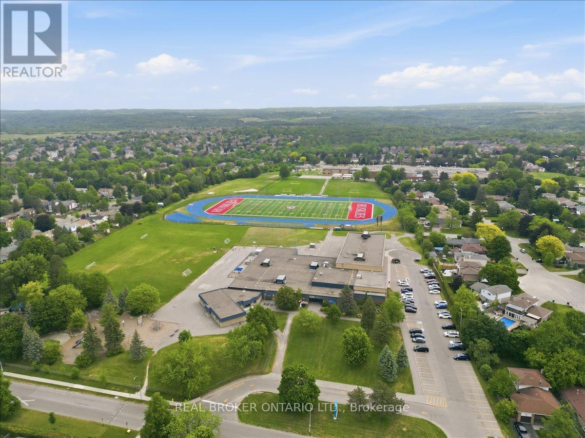 34 Wright Crescent, Caledon, ON