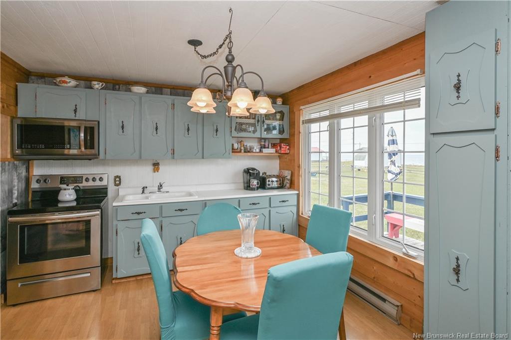 270 Des Chalets Rd, Maisonnette, NB