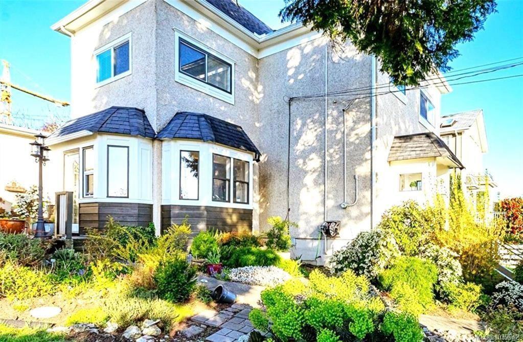 377 Milton St, Nanaimo, BC