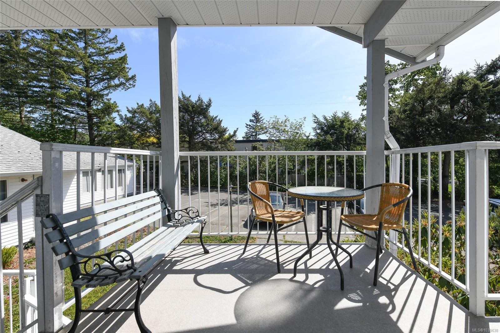 #204-220 Back Rd, Courtenay, BC