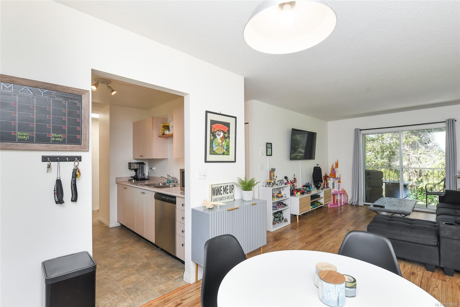 #204-220 Back Rd, Courtenay, BC