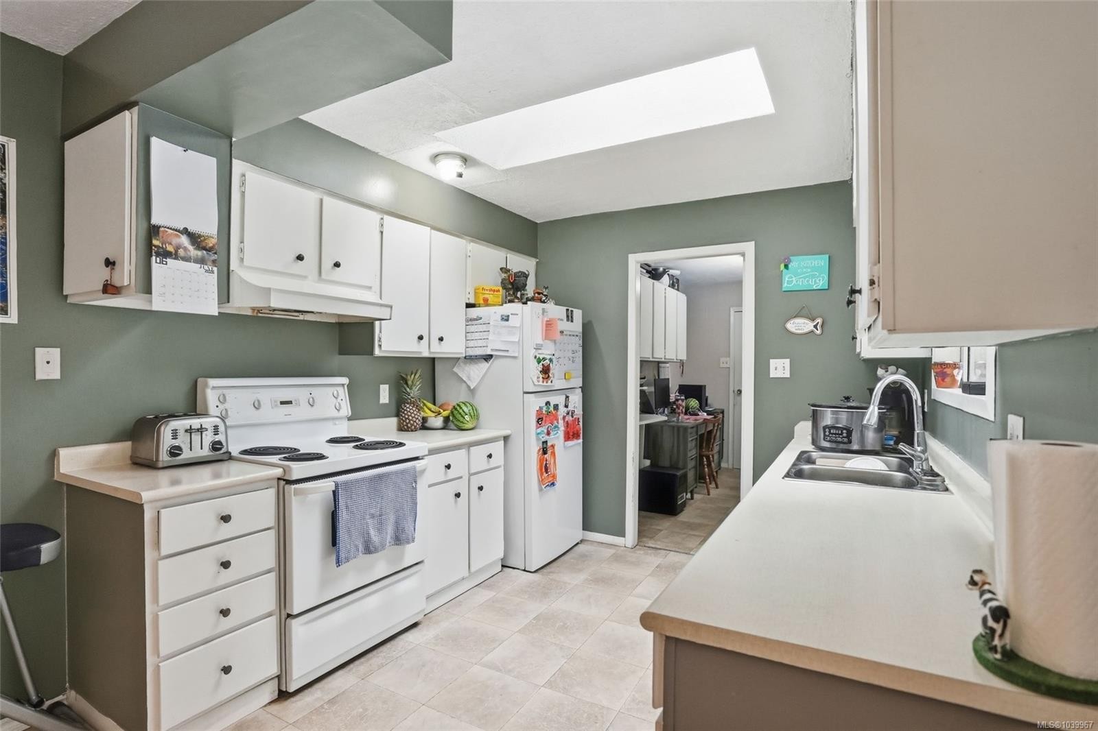 358 Aldous Rd, Qualicum Beach, BC