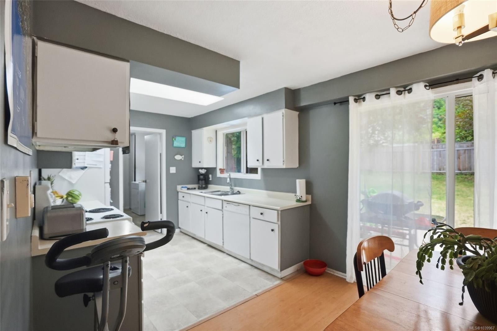 358 Aldous Rd, Qualicum Beach, BC