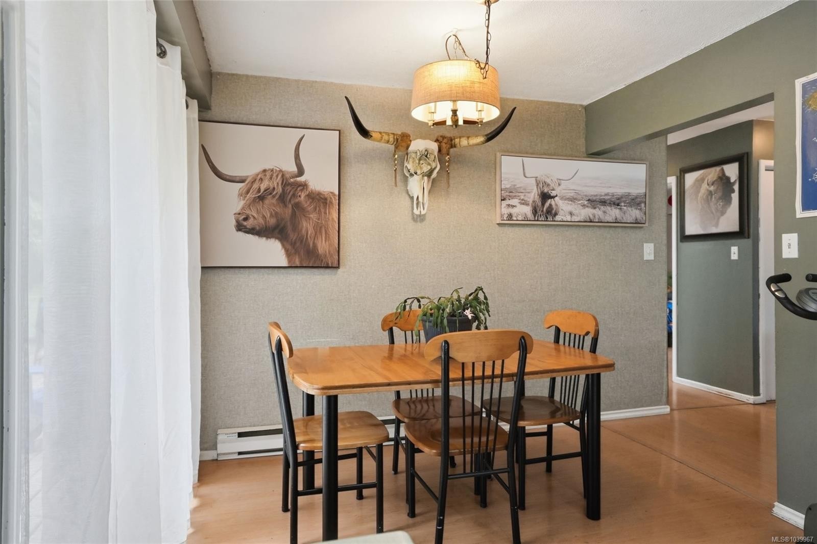 358 Aldous Rd, Qualicum Beach, BC