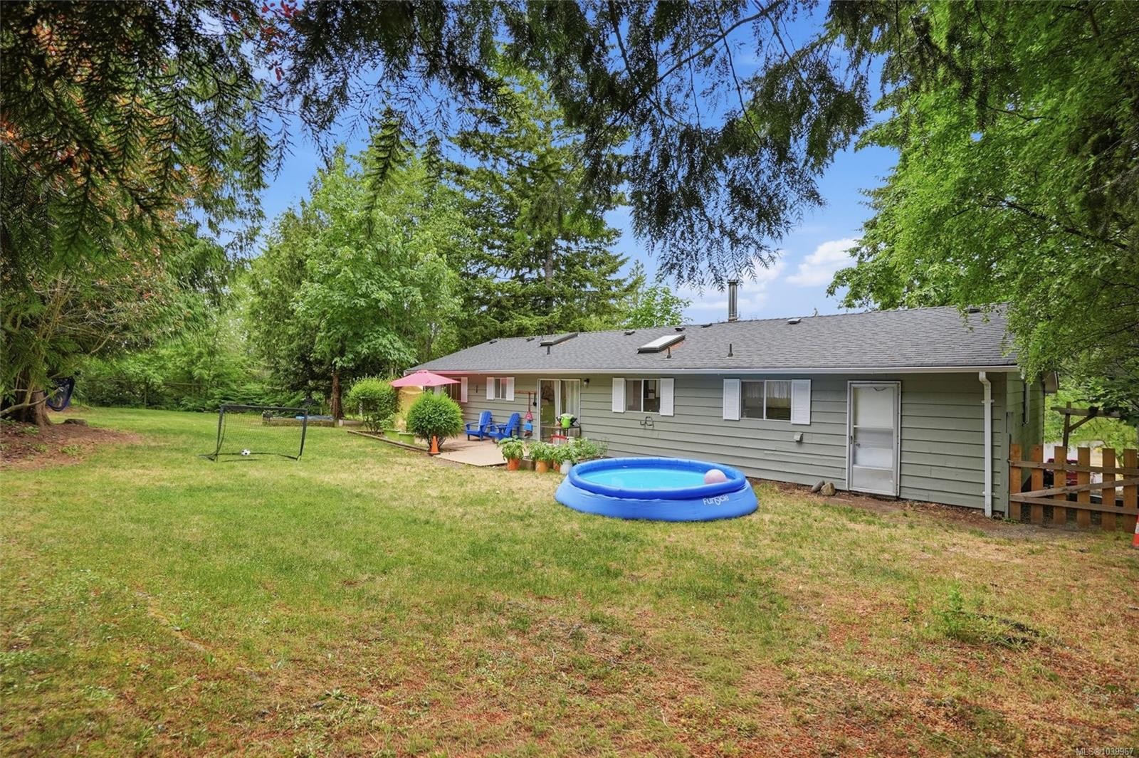 358 Aldous Rd, Qualicum Beach, BC