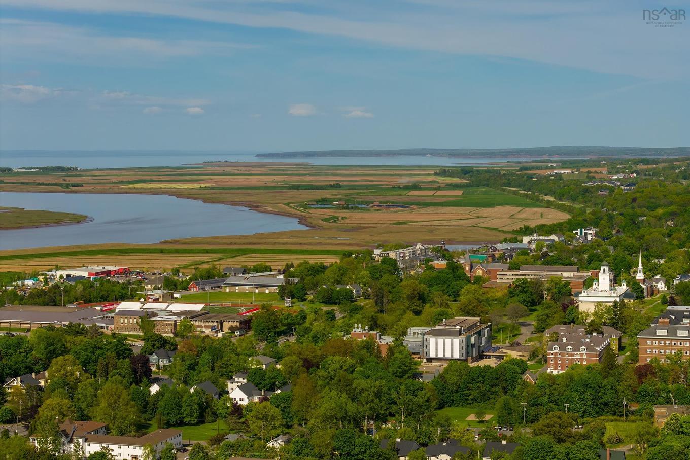 15 Cherry Lane, Wolfville, NS
