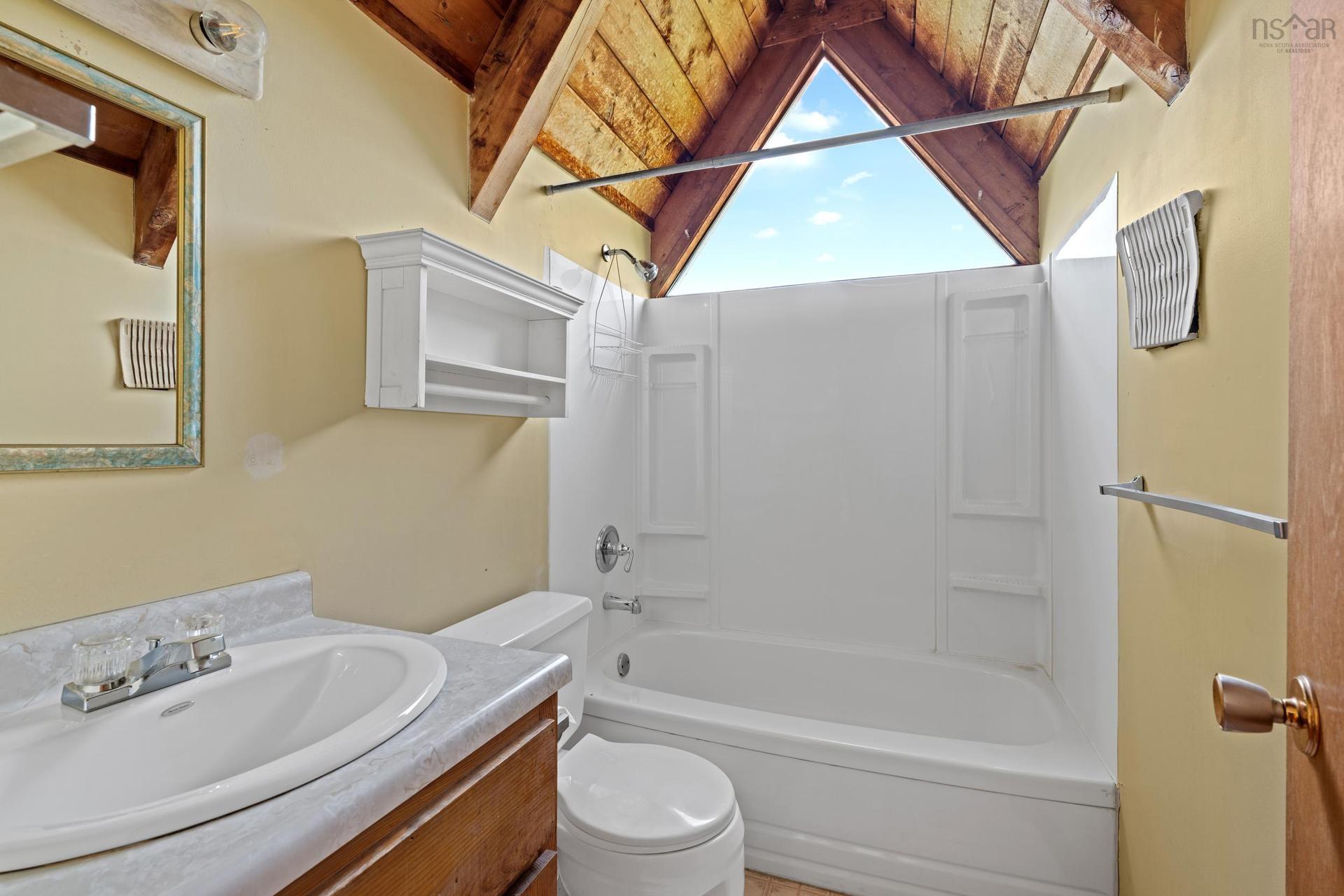4154 Highway 3, Chester, NS