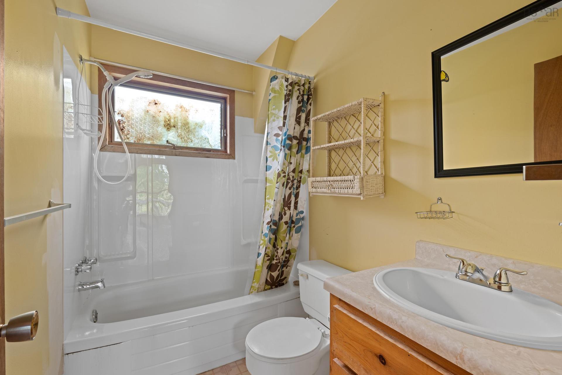 4154 Highway 3, Chester, NS