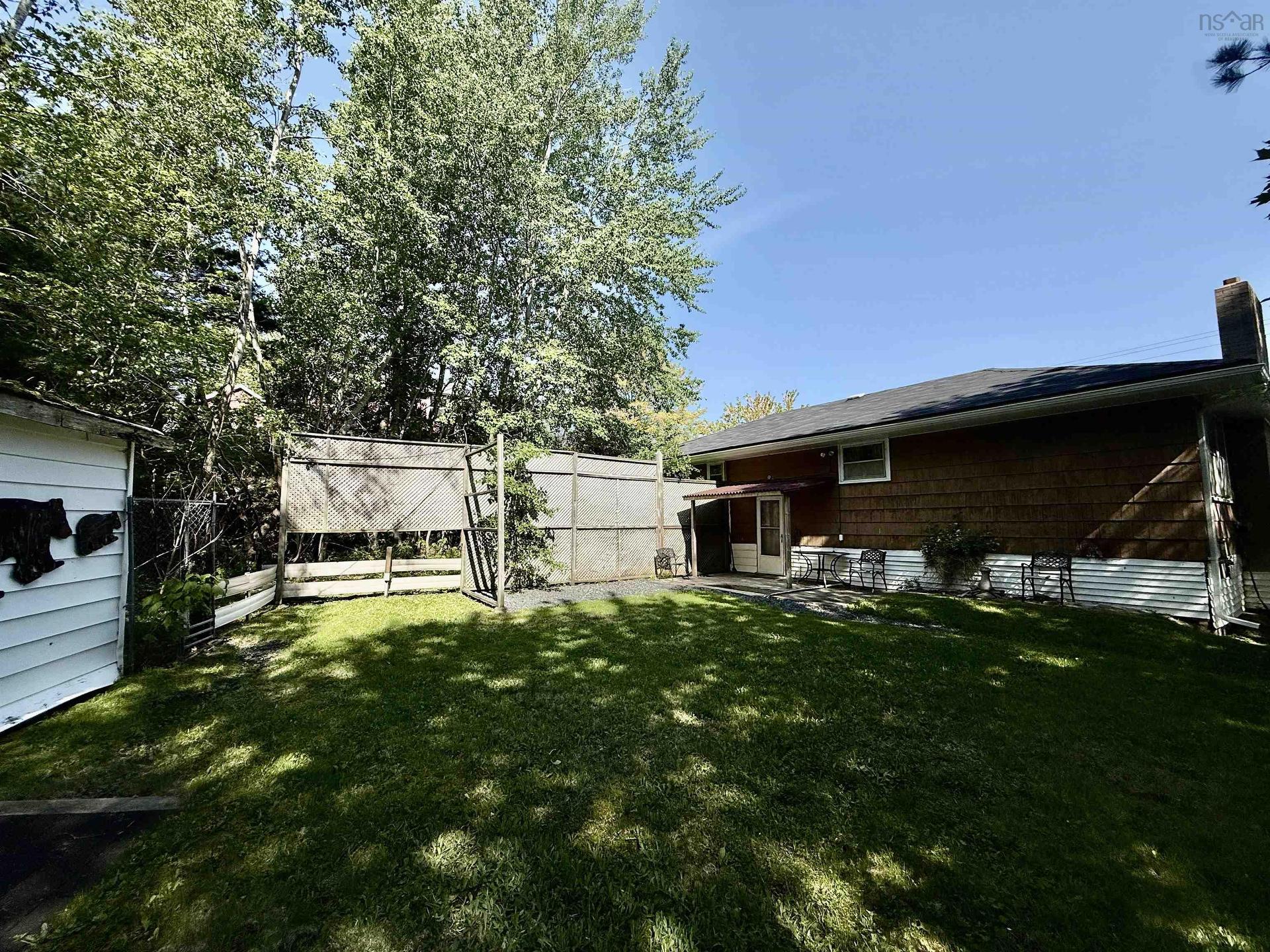 674 Hammonds Plains Road, Bedford, NS