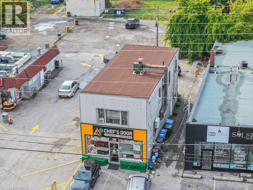 723 Lakeshore Road E, Mississauga, ON