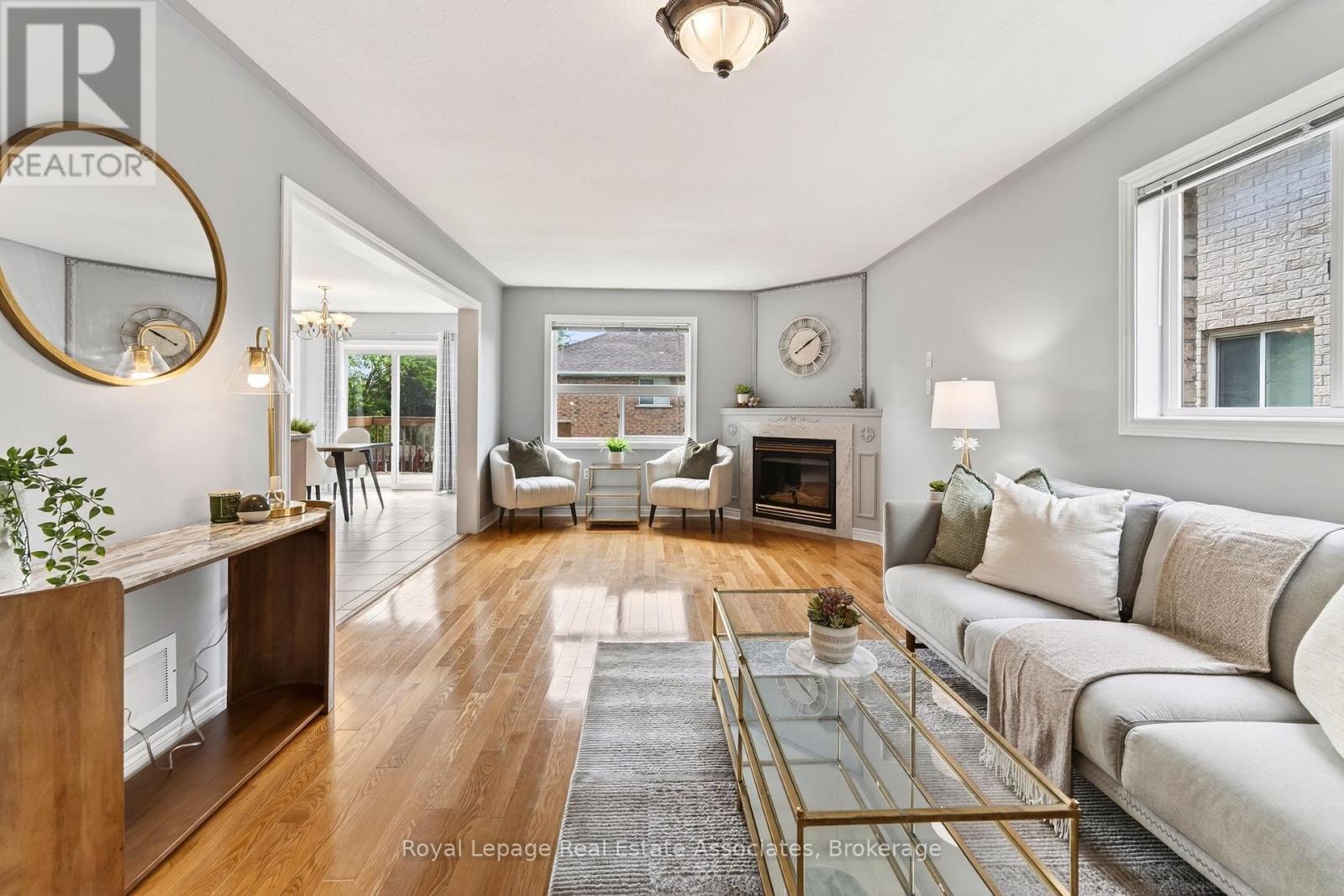 34 Bloom Crescent, Barrie, ON