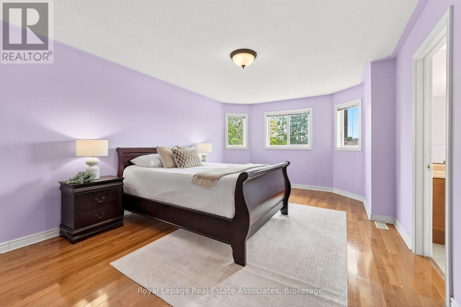 34 Bloom Crescent, Barrie, ON