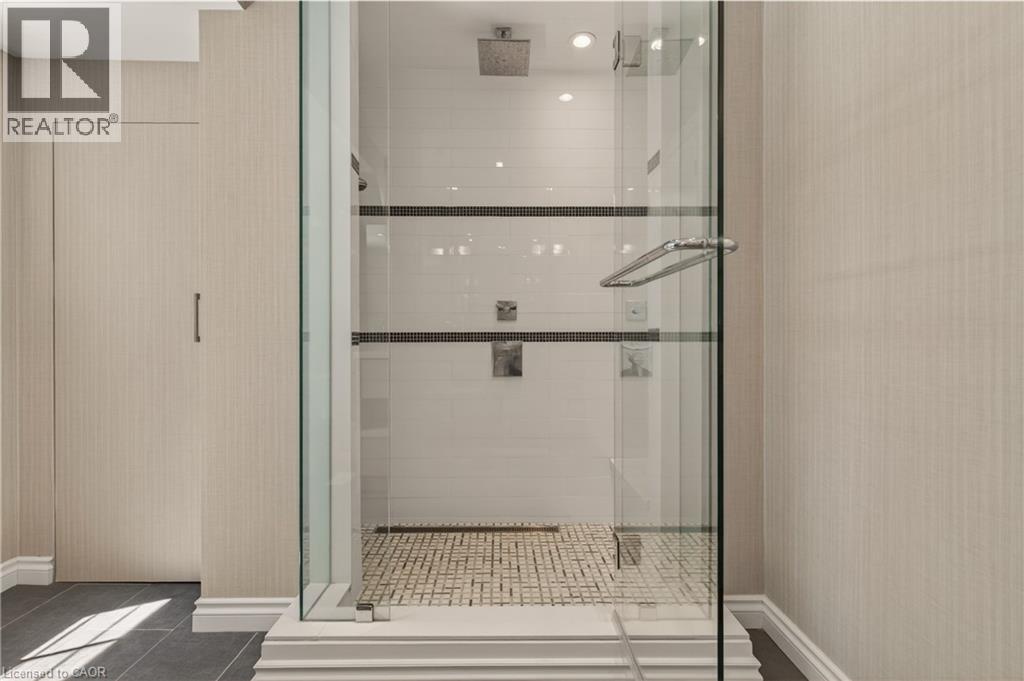 23 Lantern Lane, Dundas, ON