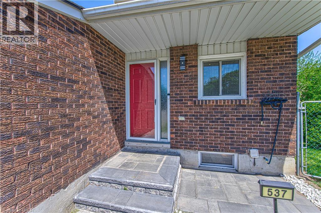 537 Shingle Bridge Place, Cambridge, ON