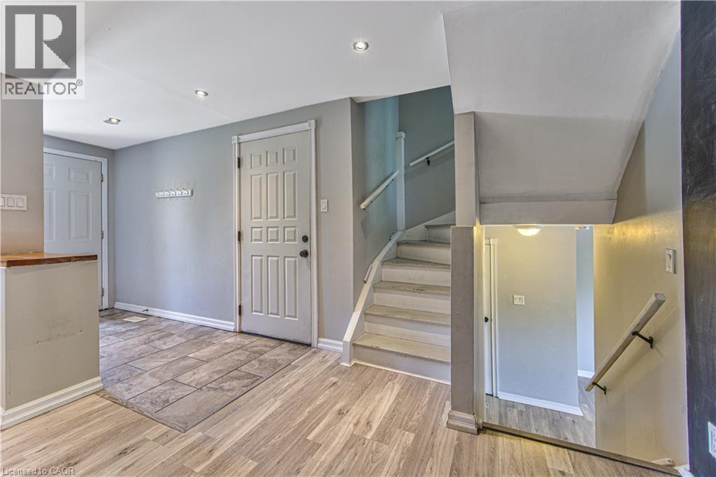 537 Shingle Bridge Place, Cambridge, ON