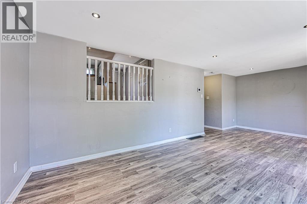 537 Shingle Bridge Place, Cambridge, ON