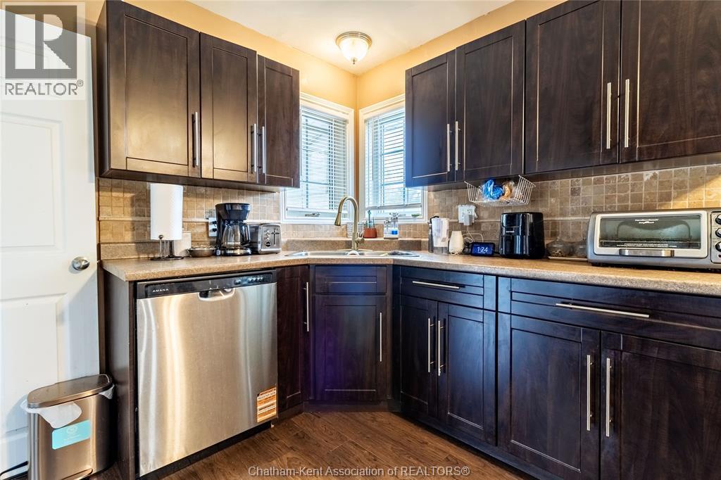6 Biddell Avenue, Chatham, ON