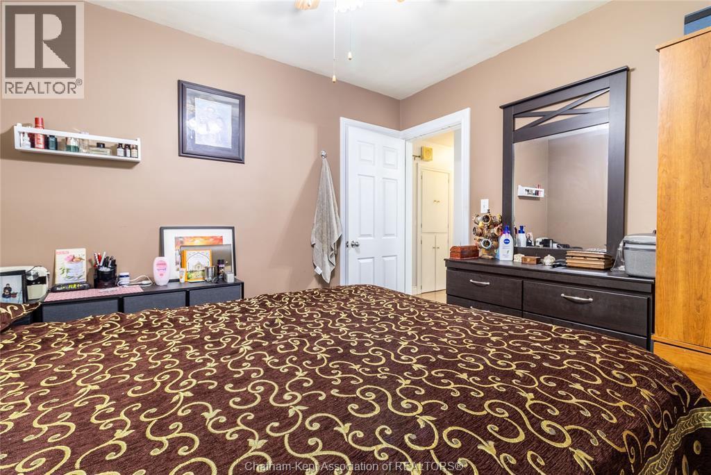 6 Biddell Avenue, Chatham, ON