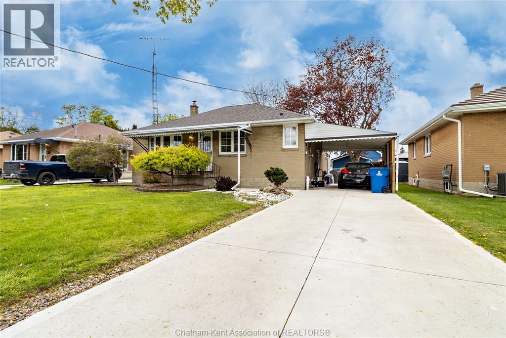 6 Biddell Avenue, Chatham, ON