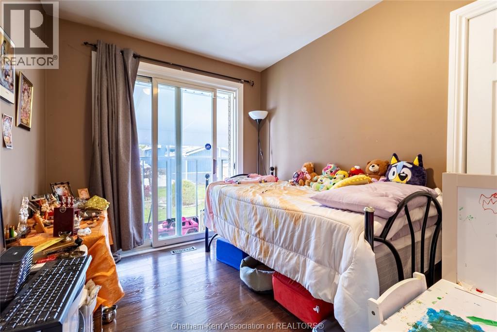 6 Biddell Avenue, Chatham, ON