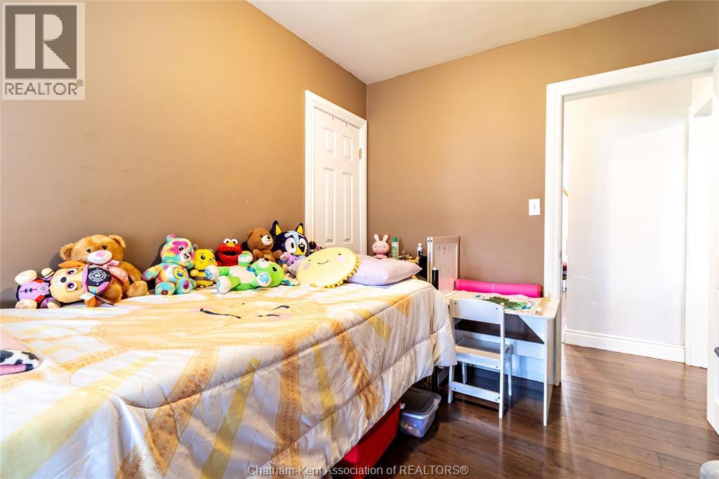 6 Biddell Avenue, Chatham, ON