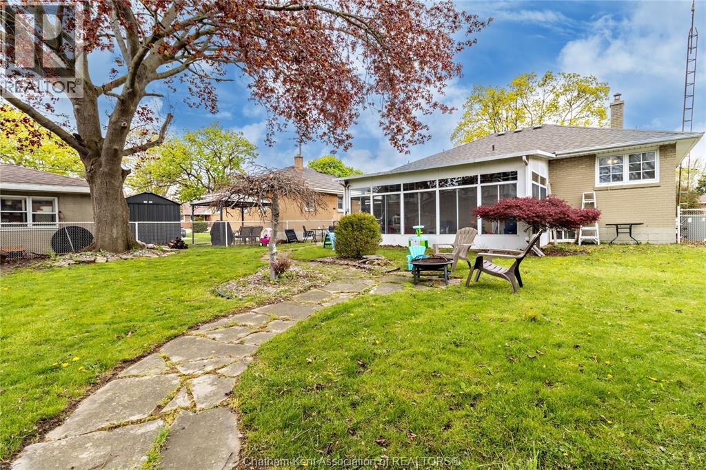 6 Biddell Avenue, Chatham, ON