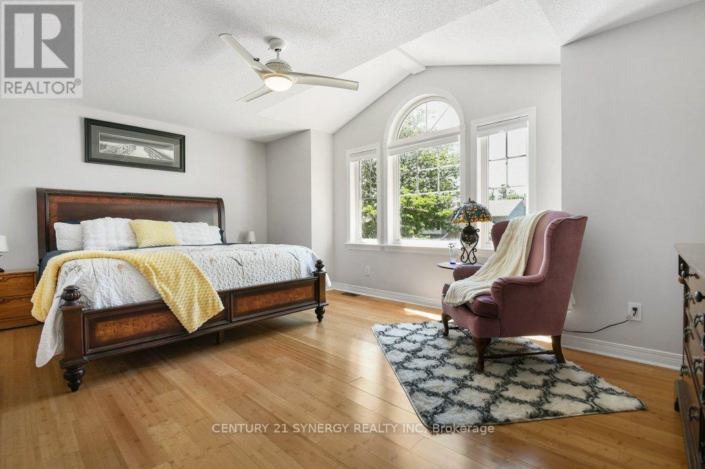 37 Windfield Crescent, Ottawa, ON - Indoor Photo Showing Bedroom