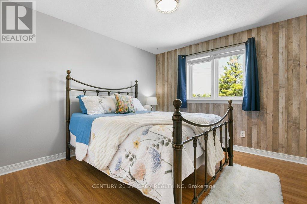 37 Windfield Crescent, Ottawa, ON - Indoor Photo Showing Bedroom