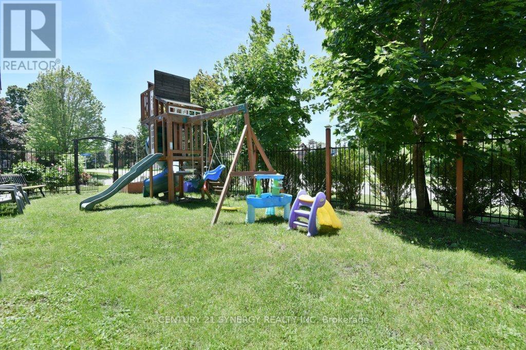 37 Windfield Crescent, Ottawa, ON - Outdoor