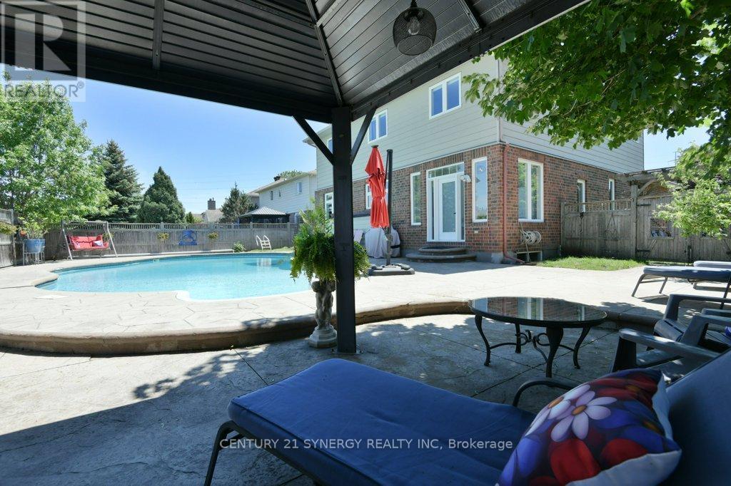 37 Windfield Crescent, Ottawa, ON - Outdoor