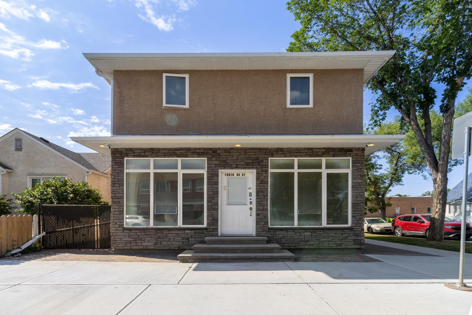 10870 96 Street, Edmonton, Ab T5H 2K1, Canada, Edmonton, AB