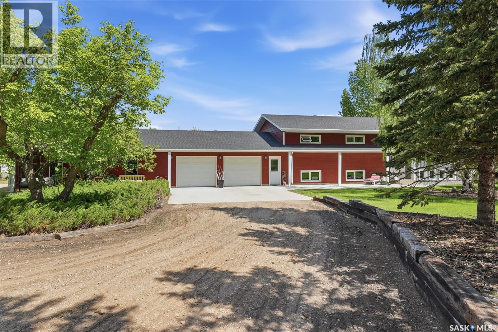 515 3Rd Avenue, Jansen, SK