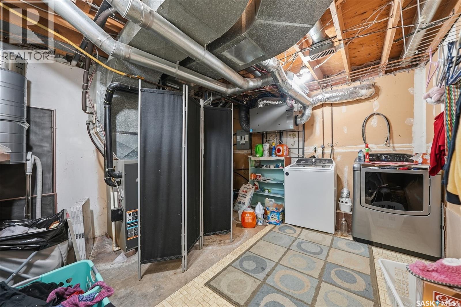 515 3Rd Avenue, Jansen, SK