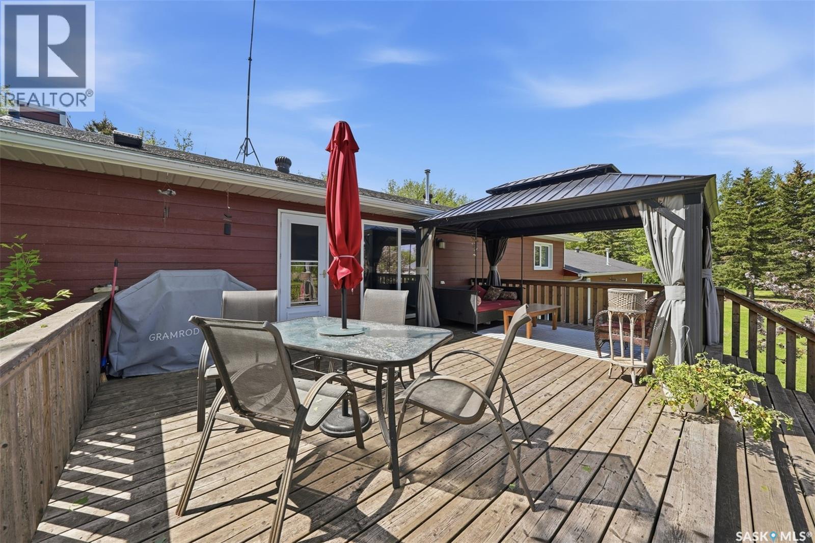 515 3Rd Avenue, Jansen, SK