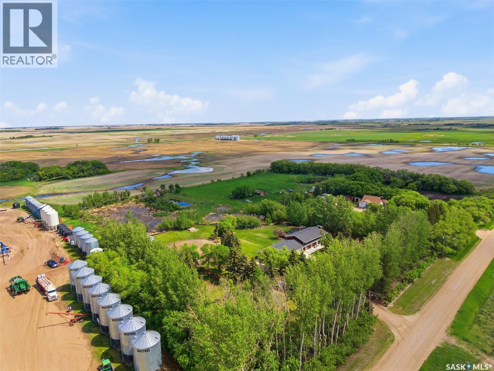 515 3Rd Avenue, Jansen, SK