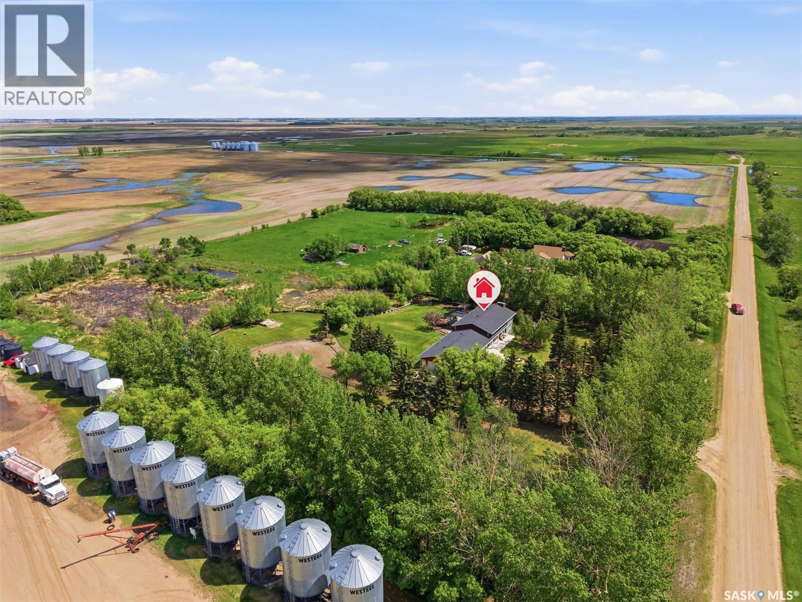 515 3Rd Avenue, Jansen, SK