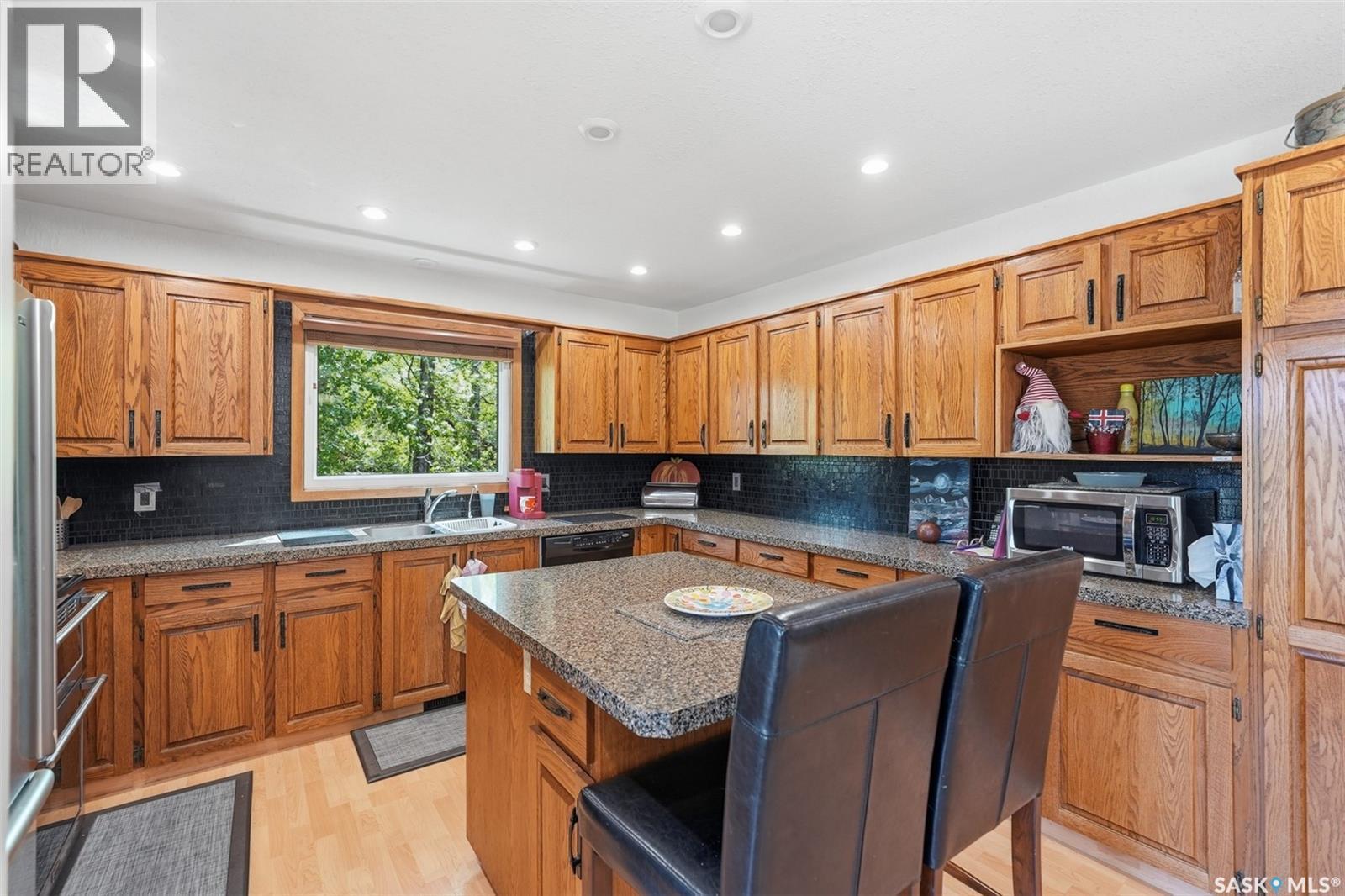 515 3Rd Avenue, Jansen, SK