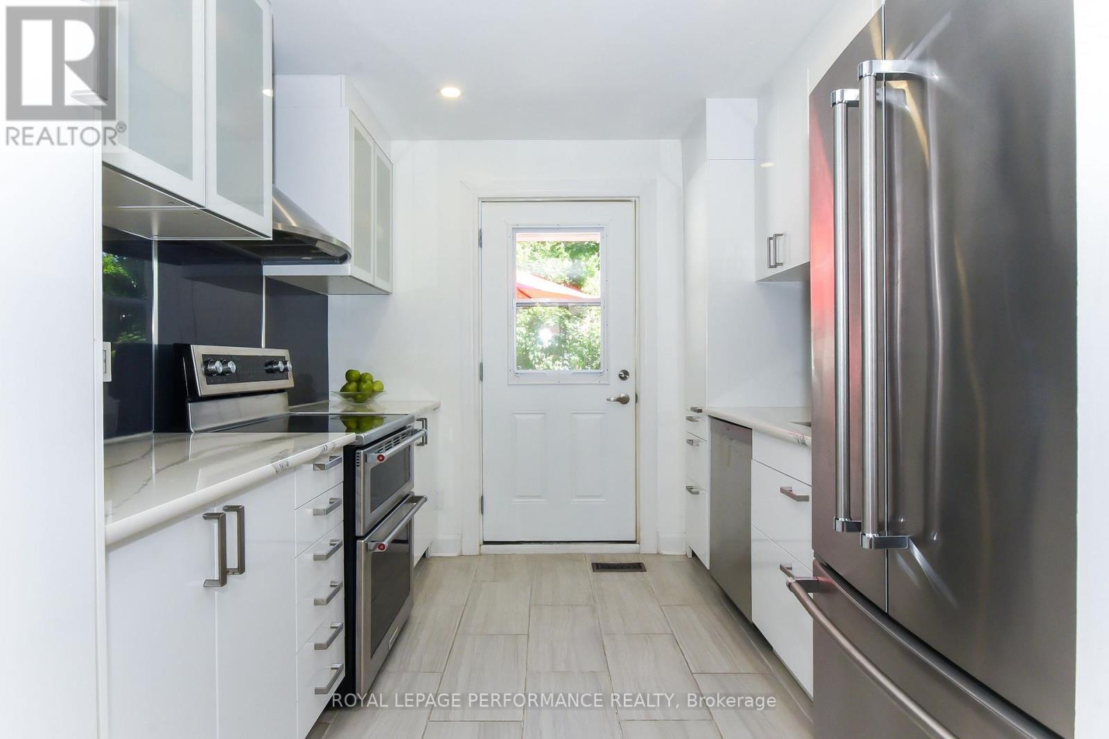 839 Nicholson Avenue, Ottawa, ON