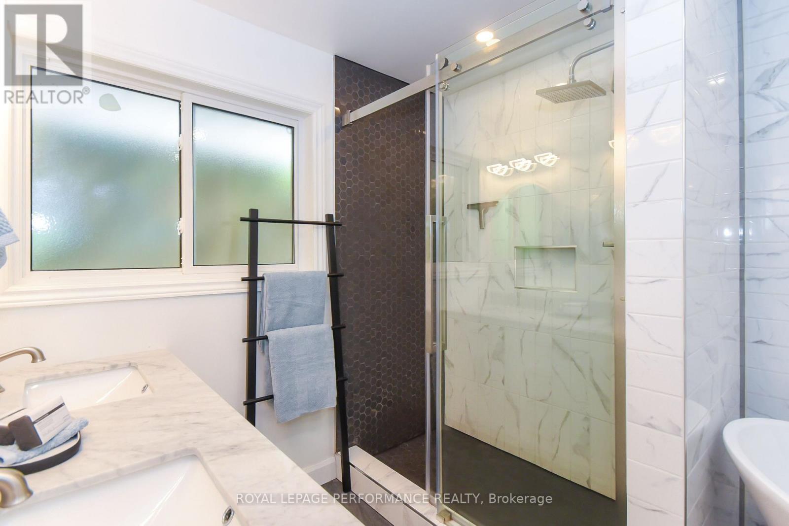 839 Nicholson Avenue, Ottawa, ON