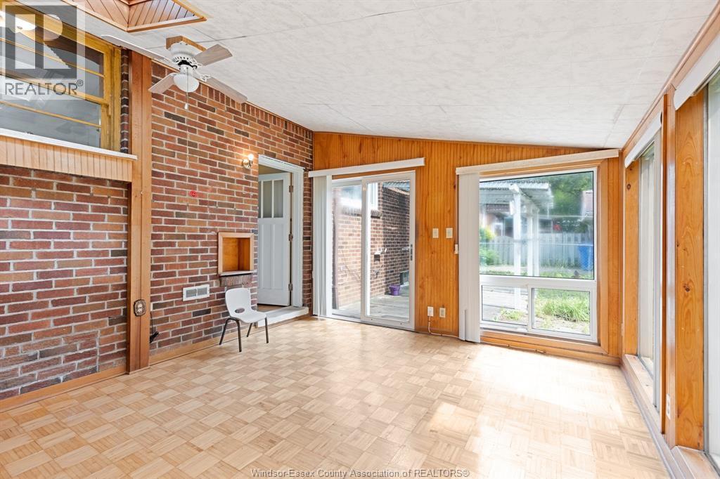 3455 Dougall, Windsor, ON