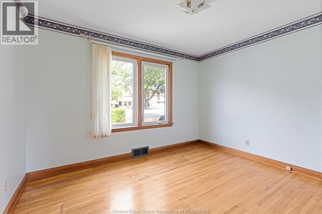 3455 Dougall, Windsor, ON