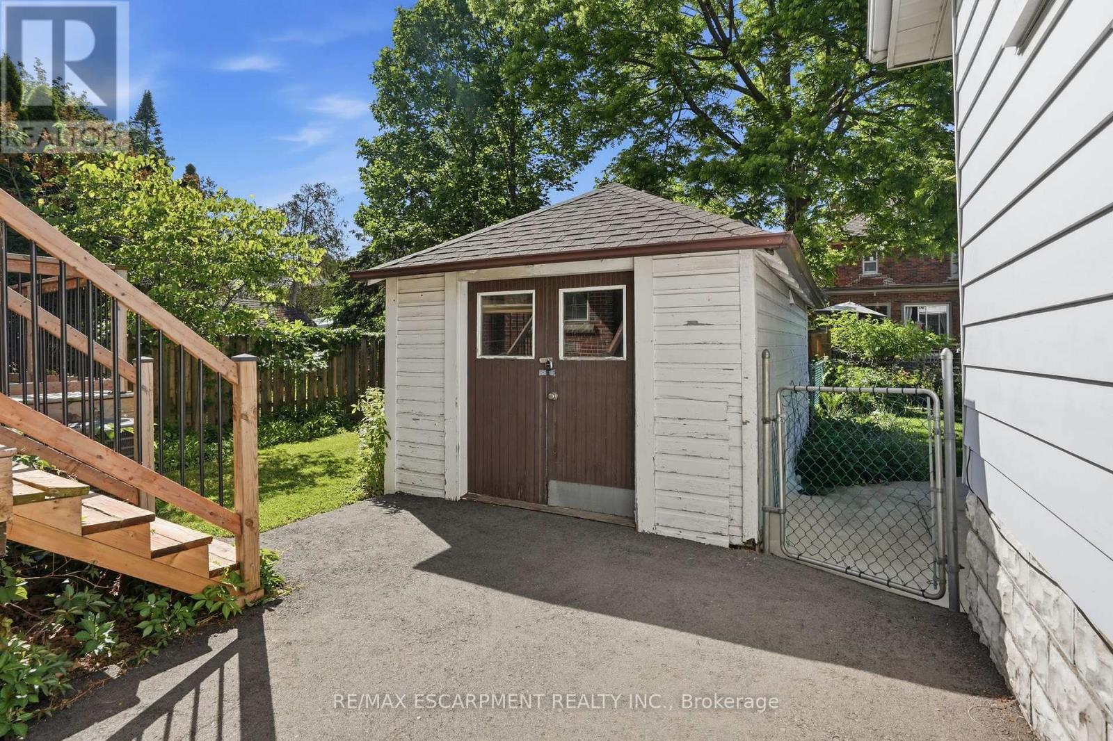 97 Cline Avenue N, Hamilton, ON