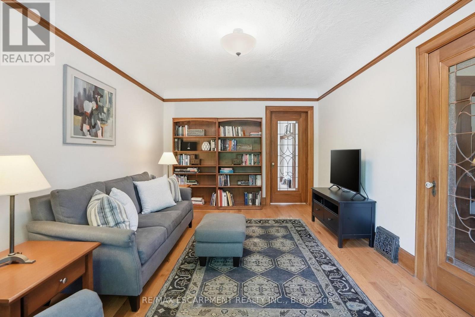 97 Cline Avenue N, Hamilton, ON