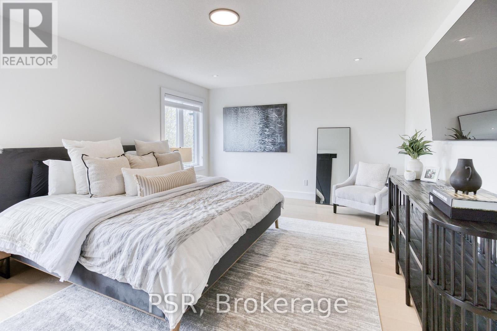 577 Doonwoods Crescent, Kitchener, ON