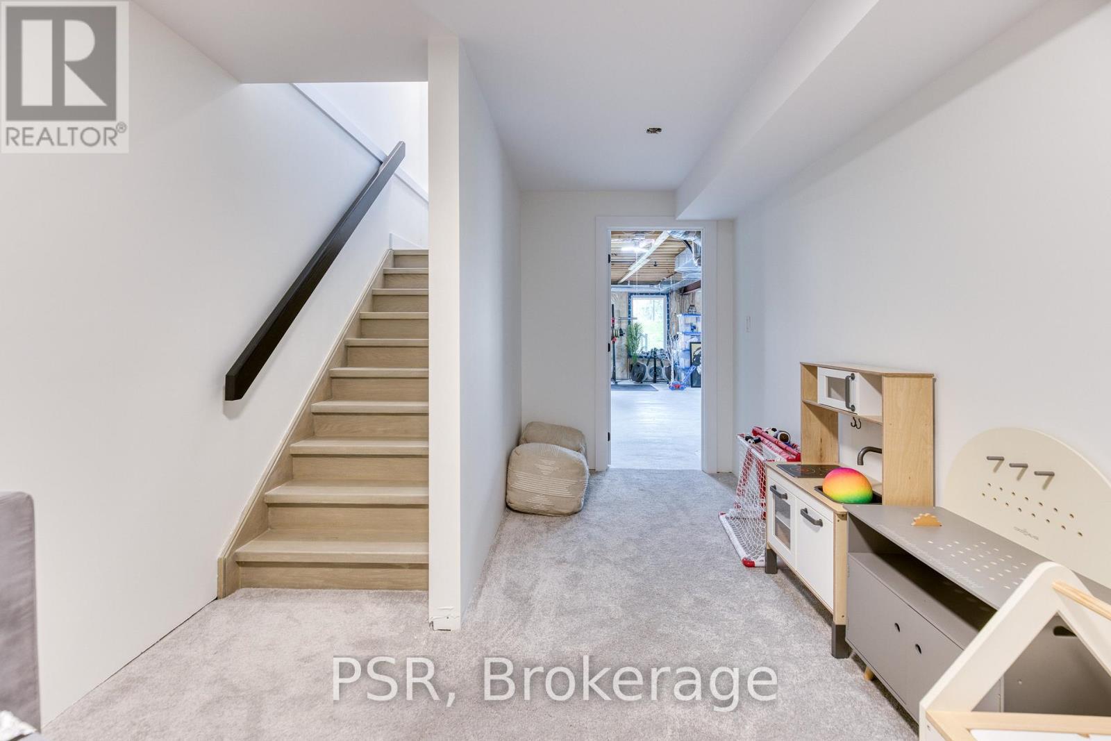 577 Doonwoods Crescent, Kitchener, ON