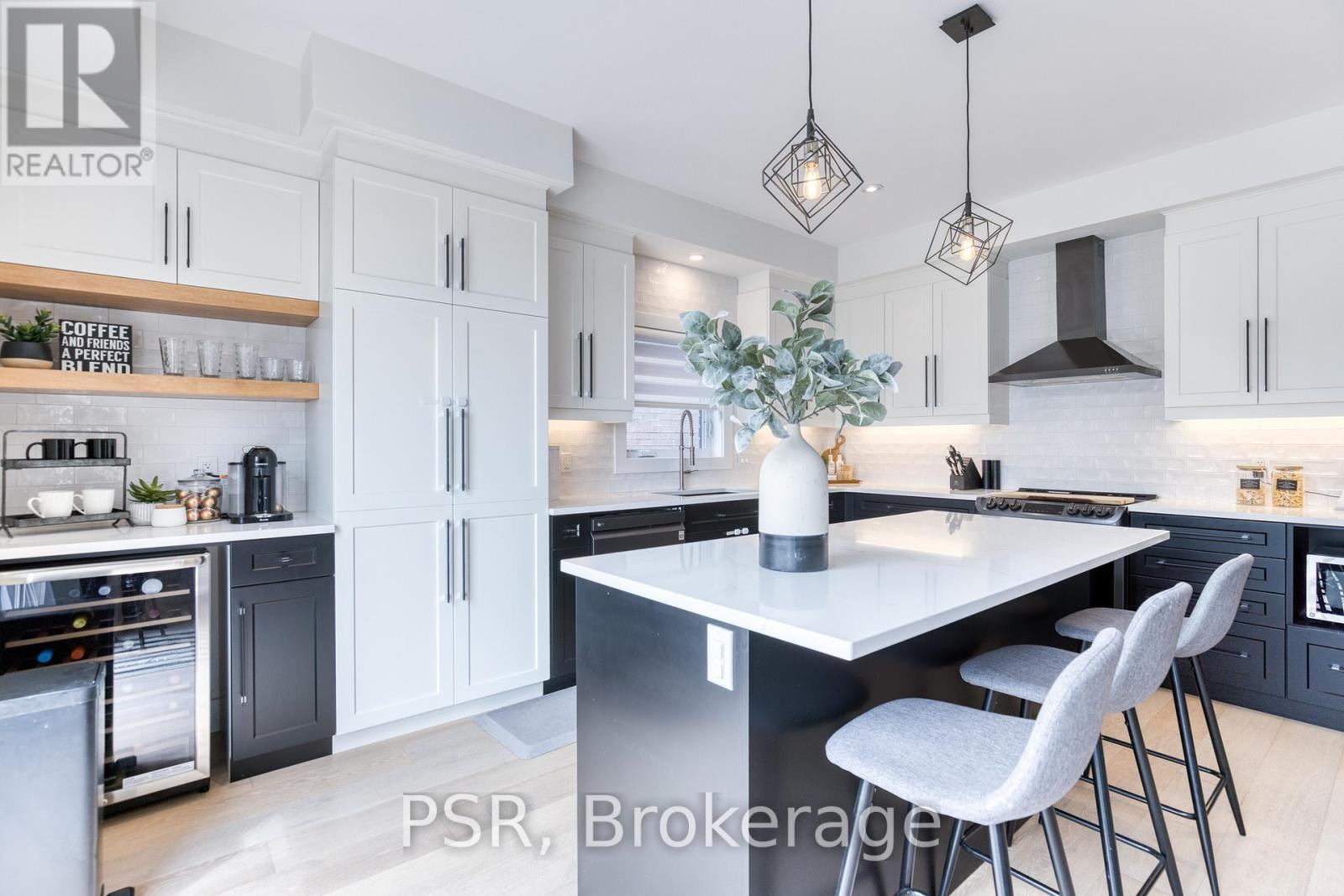 577 Doonwoods Crescent, Kitchener, ON