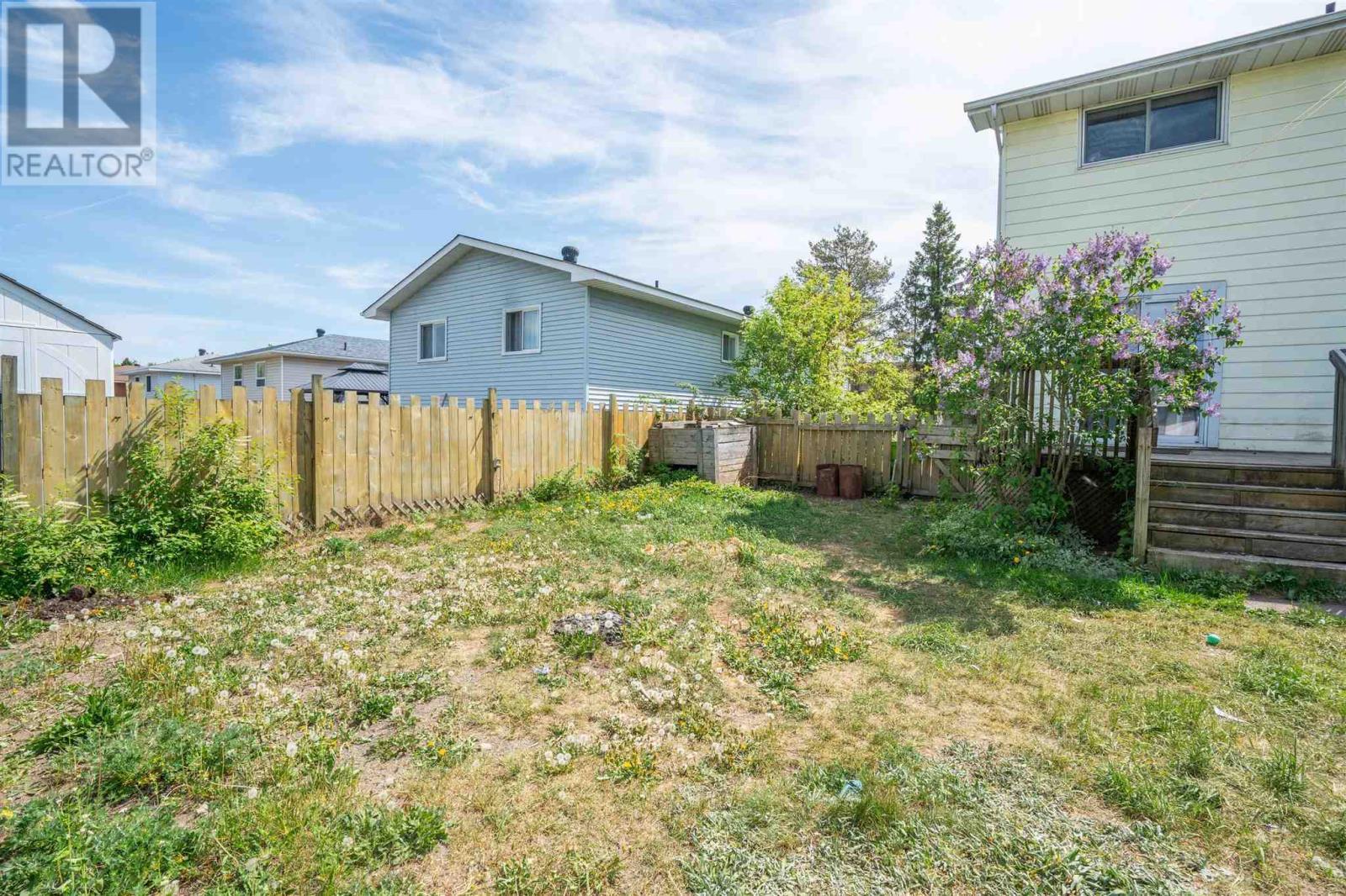 61 Robin St, Sault Ste. Marie, ON - Outdoor
