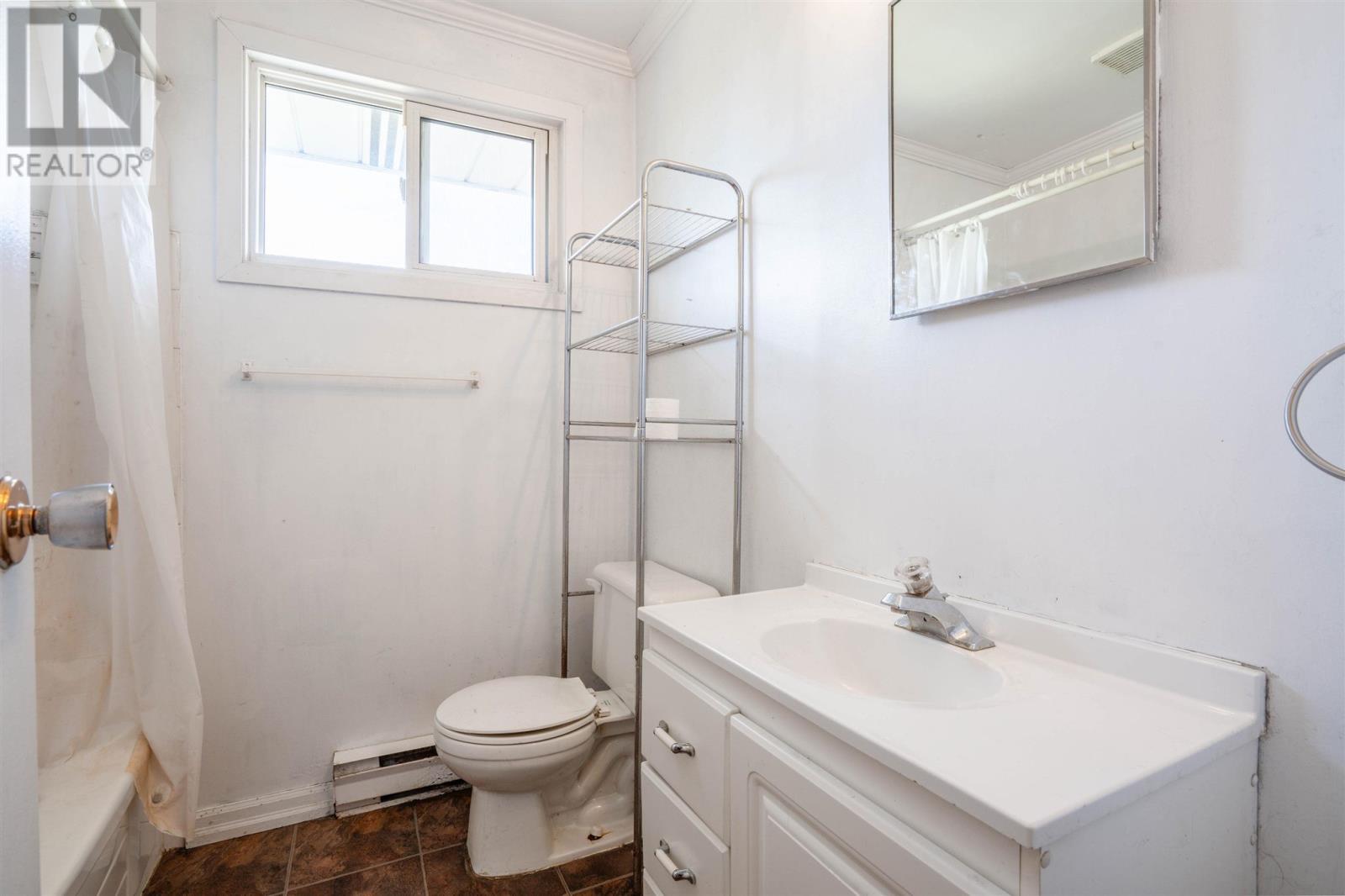 61 Robin St, Sault Ste. Marie, ON - Indoor Photo Showing Bathroom