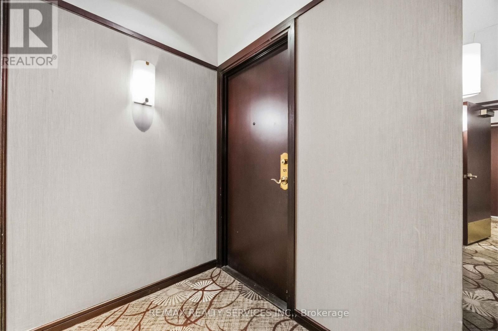 121 - 2111 Lake Shore Boulevard W, Toronto, ON